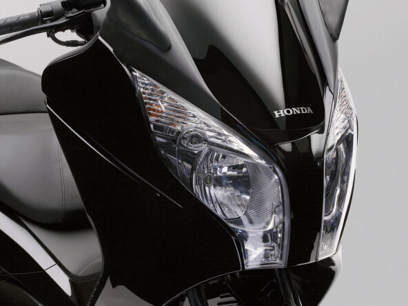 Honda FES125A S-Wing 125